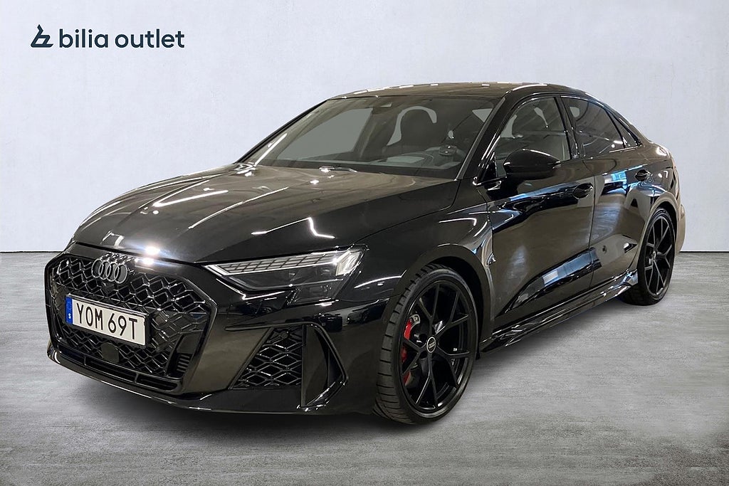 Audi RS3 Sedan 2.5 TFSI quattro 400hk / Panorama / Sonos
