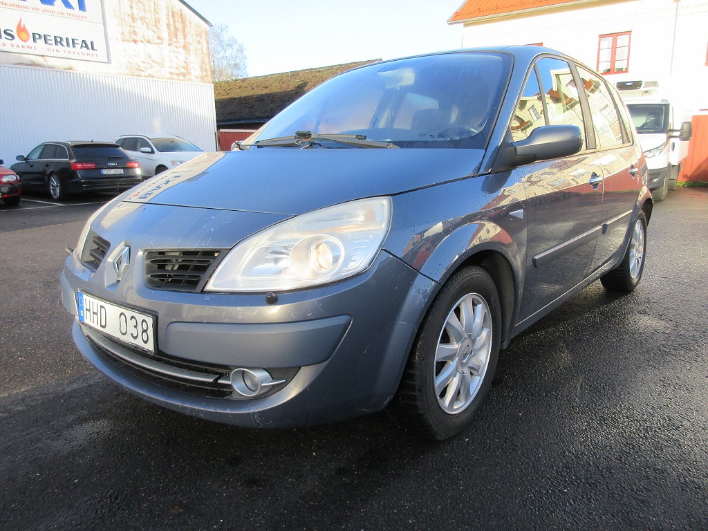 Renault Scénic 1.6 112 hk 17500 kr