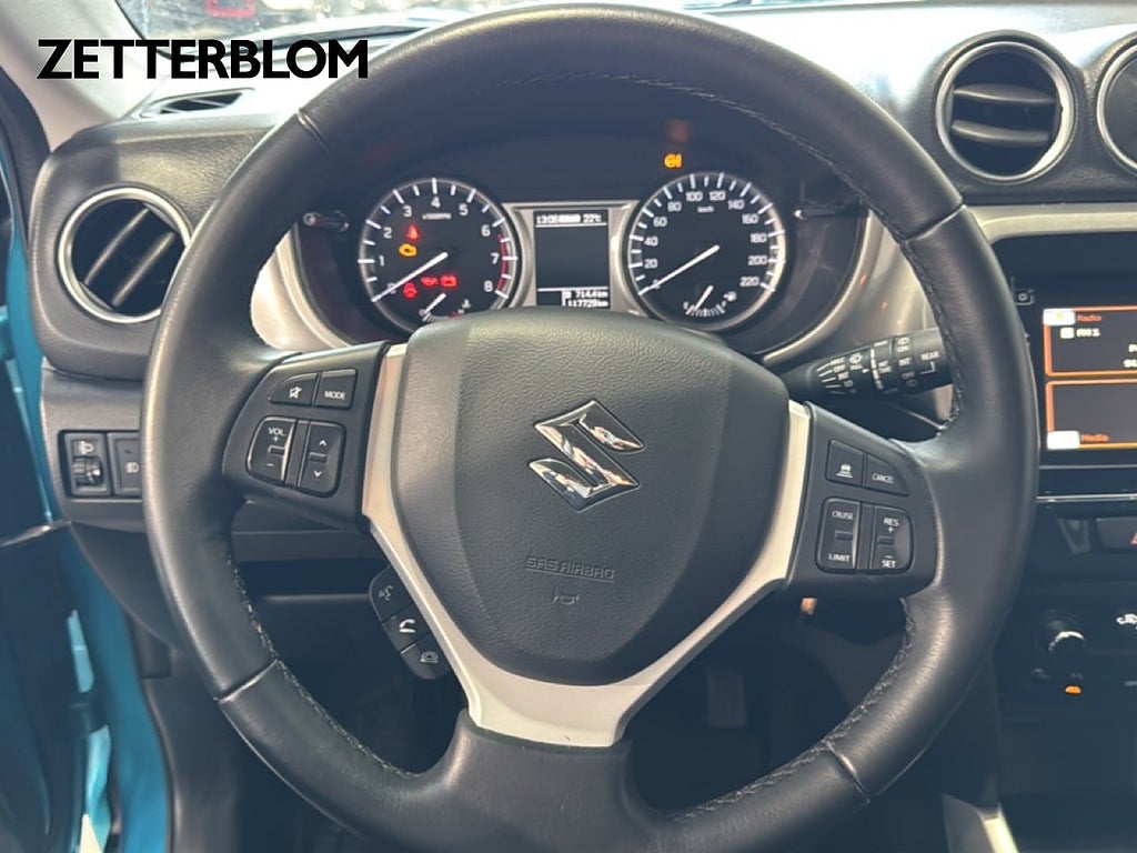 SUV Suzuki Vitara 12 av 14