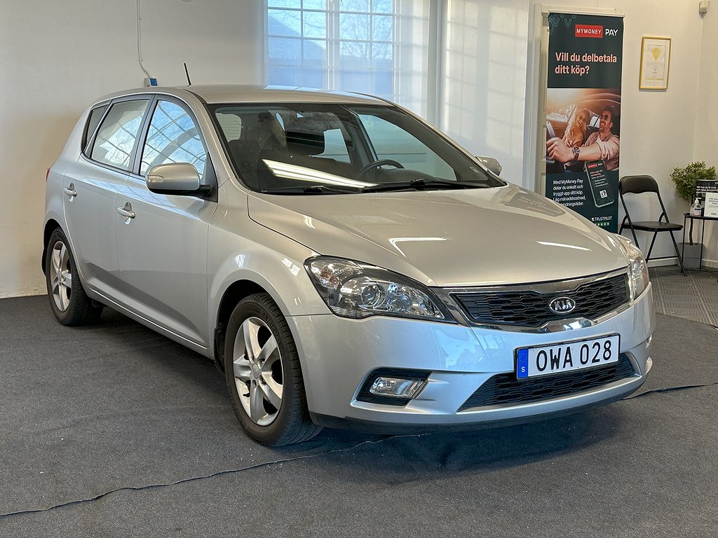 Kia CEED 1.6  /1-Ägare / P-sensor/ SoV-hjul/ Lågmil / 125hk