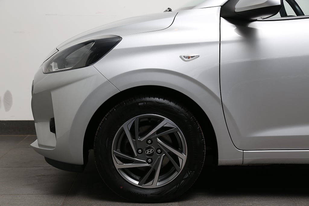 Hyundai i10 1,0 blue Essential Automat Nybilsgaranti 2023