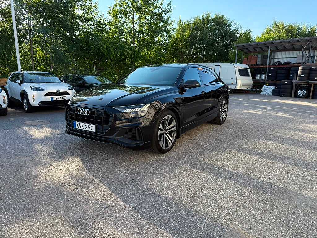 Audi Q8 50 TDI QUATTRO TIPTRONIC S LINE EU6 AUT NAV DRAG PANO 