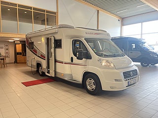 Husbil-halvintegrerad Kabe TM 740 LXL 2 av 21