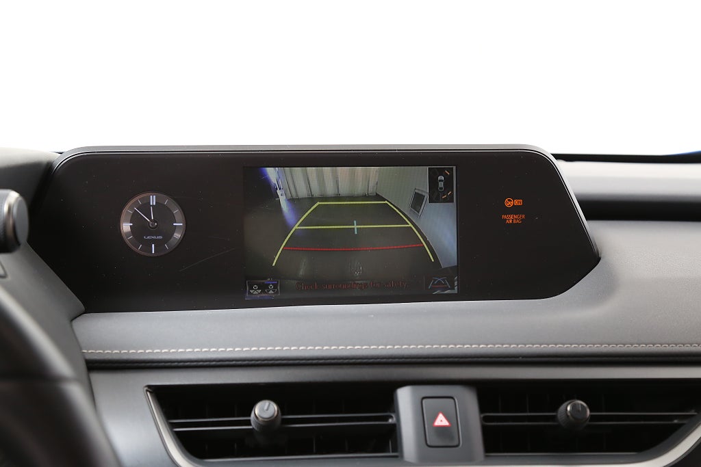 Lexus UX 250h E-Four 184hk Premium AWD Aut Teknik-paket Taklucka 2021