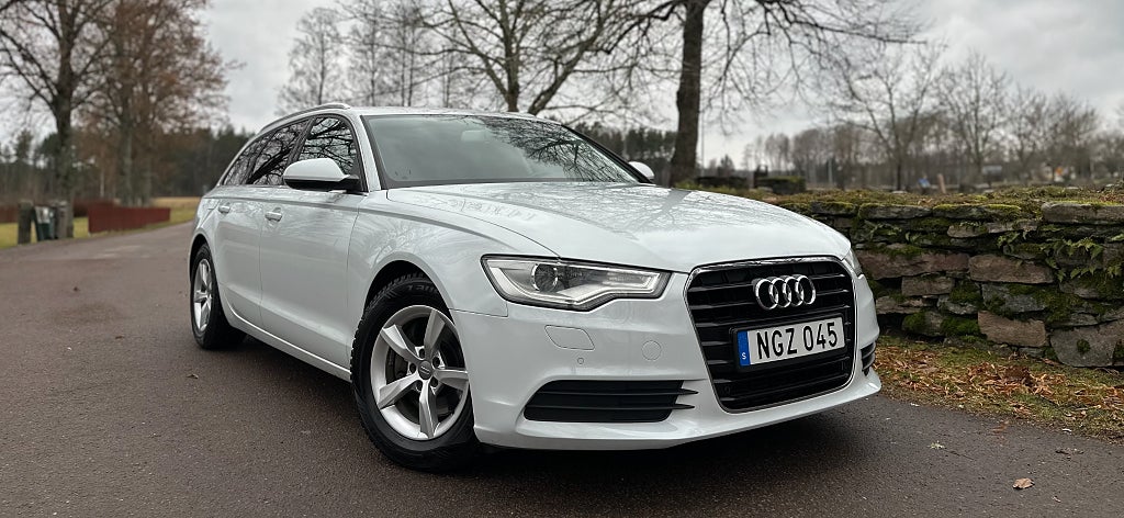 Audi A6 Avant 2.0 TDI Proline. P-Sensorer. Dragkrok