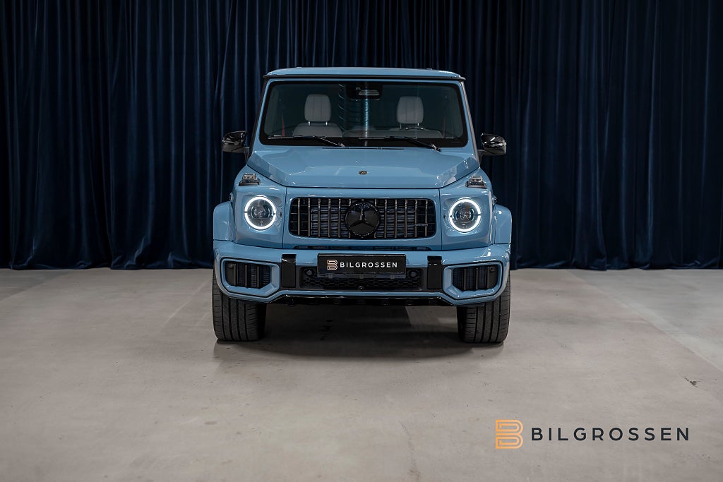 Mercedes-Benz G63 AMG Superior Kolfiber Active Ride China Blue MY27 MOMS