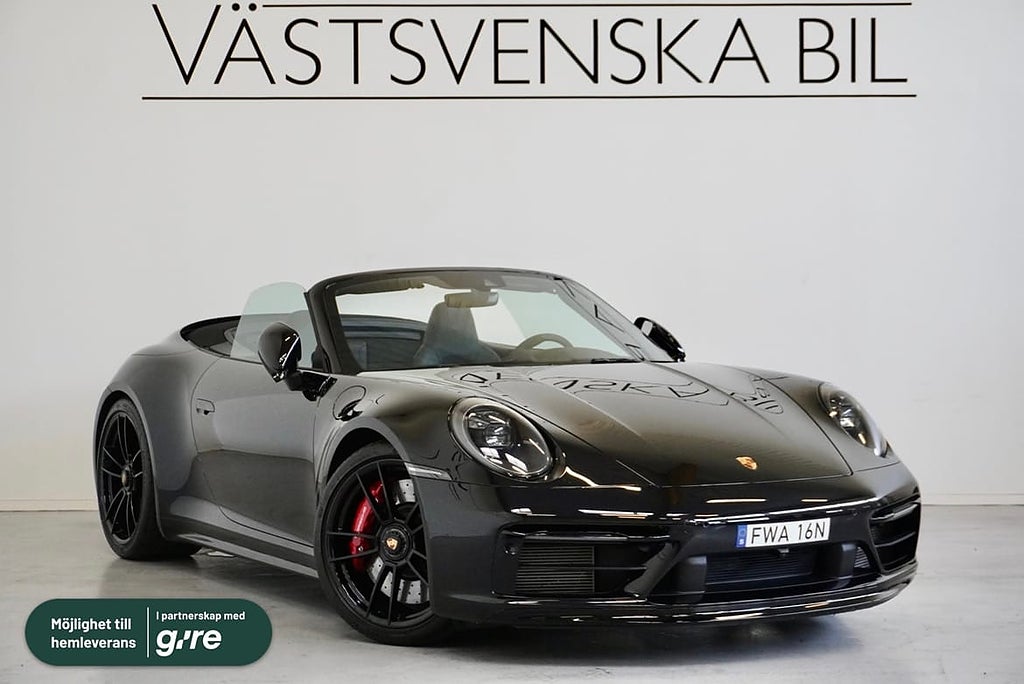 Porsche 911 Carrera 4 GTS Cabriolet