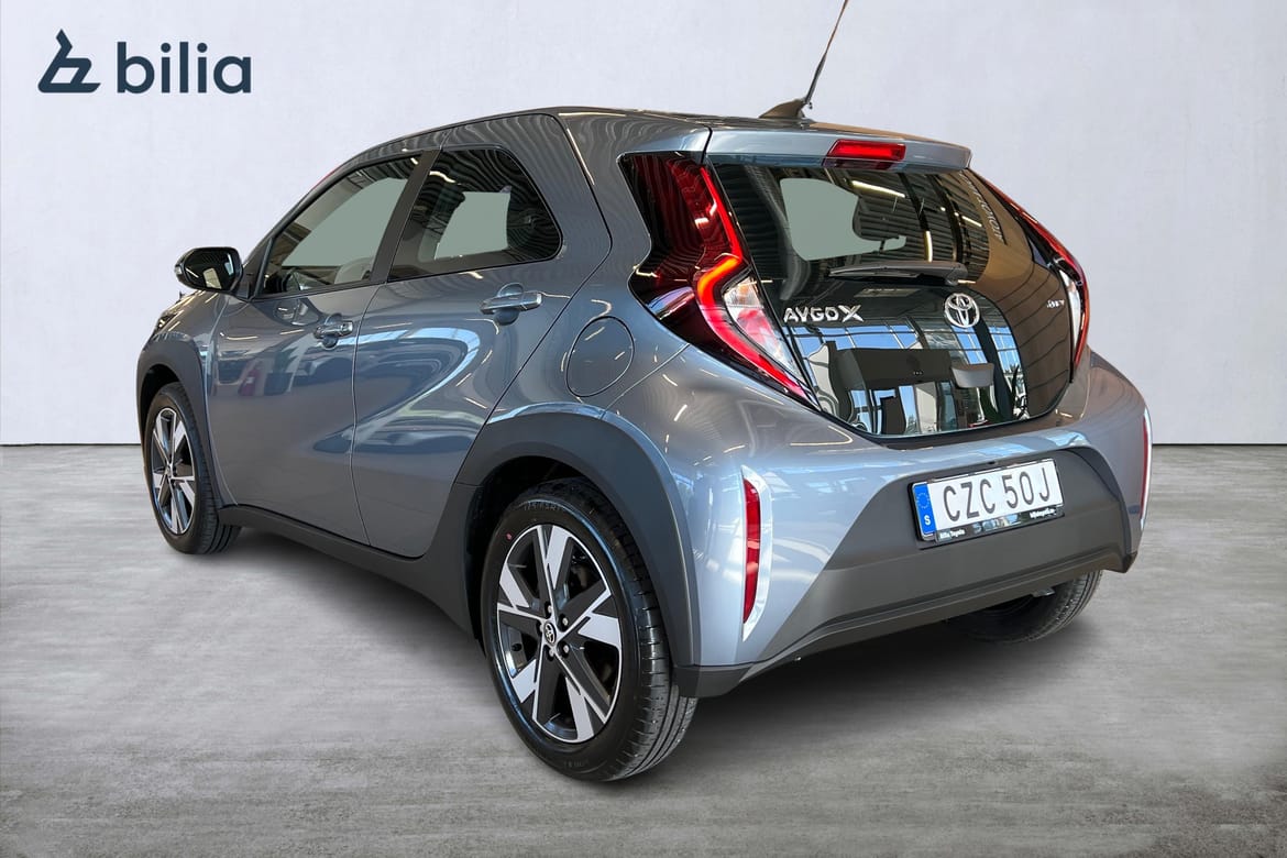 Toyota Aygo X PLAY HYBRID 2026, bild 2/10