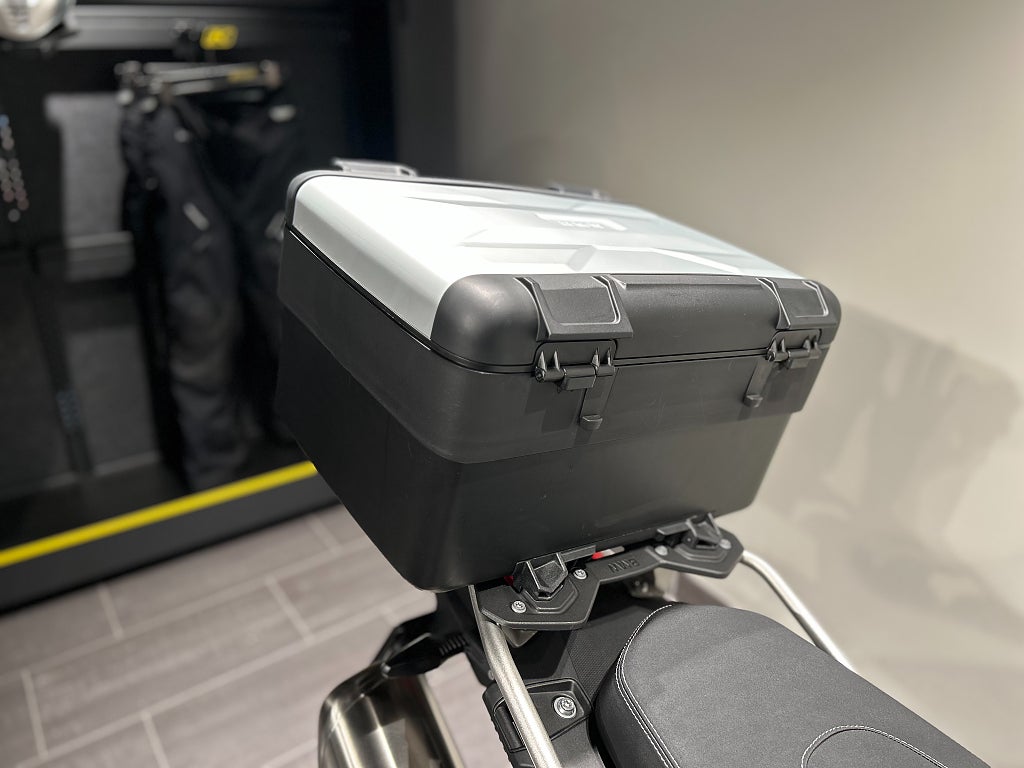 BMW F800GS / Serviceavtal / Toppbox / Chassi-sänkt / Barkbusters