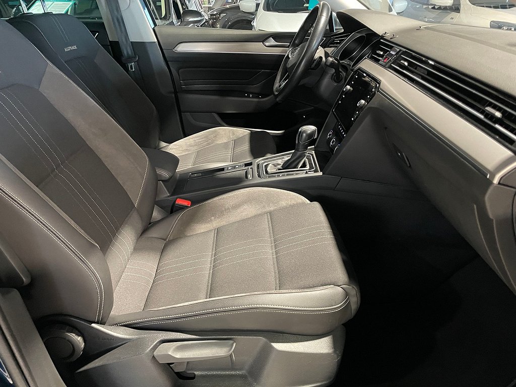 Volkswagen Passat Alltrack | 4WD | Värmare | Drag | Navi 2020