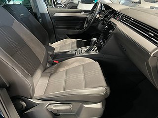Kombi Volkswagen Passat 11 av 23