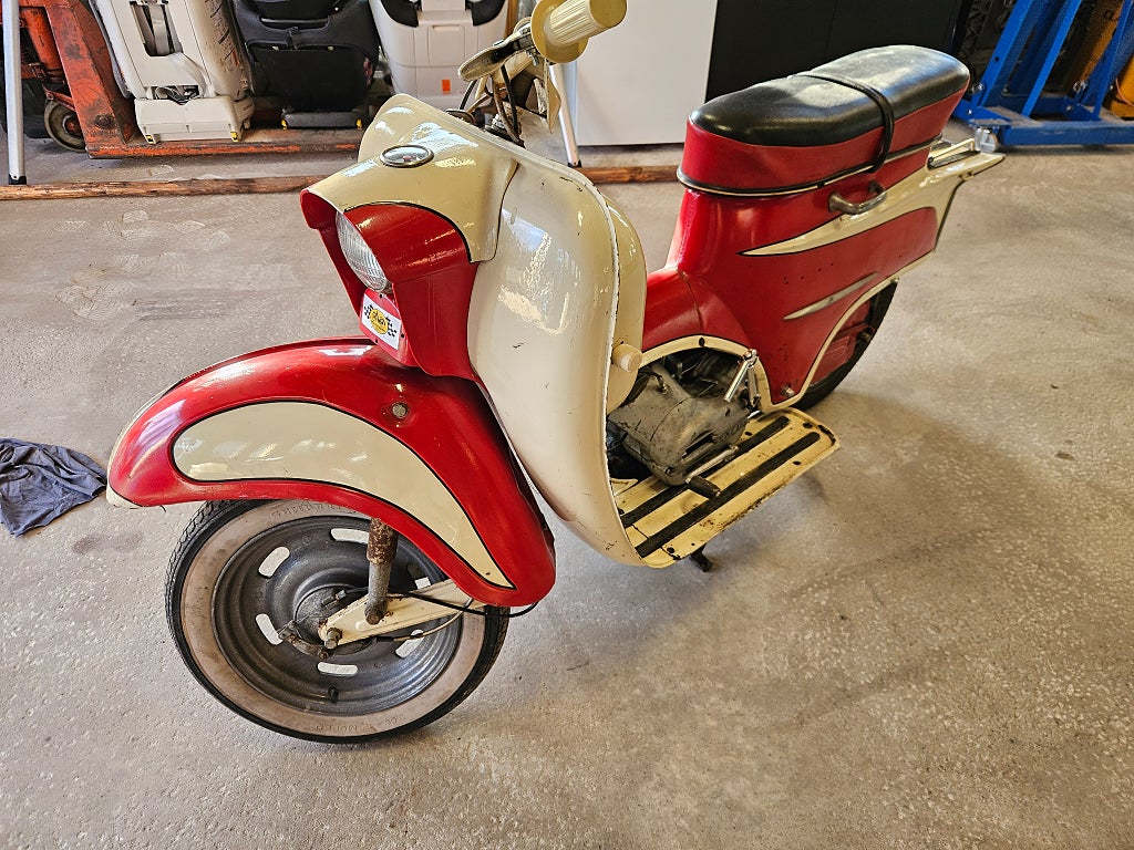 GAR KTM PONNY trevlig ovanlig moped 