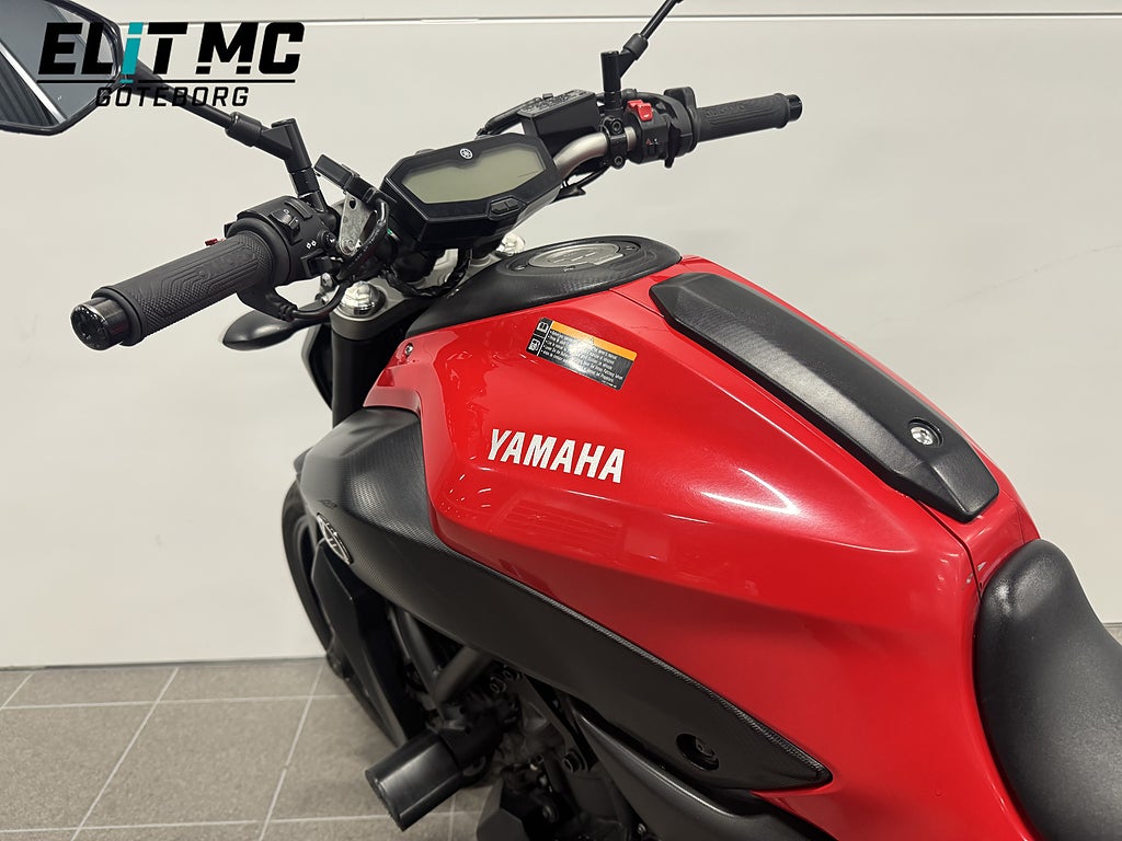 Yamaha MT-07 2014 - miniatyr 10
