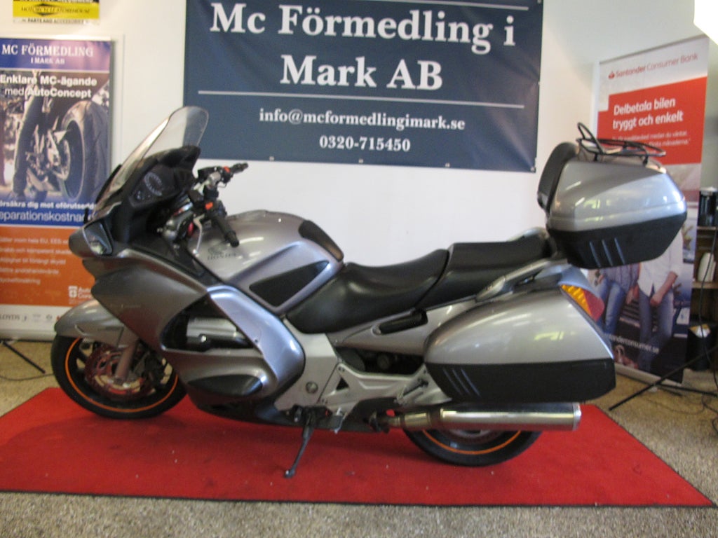 Honda ST 1300 DX Pan European 