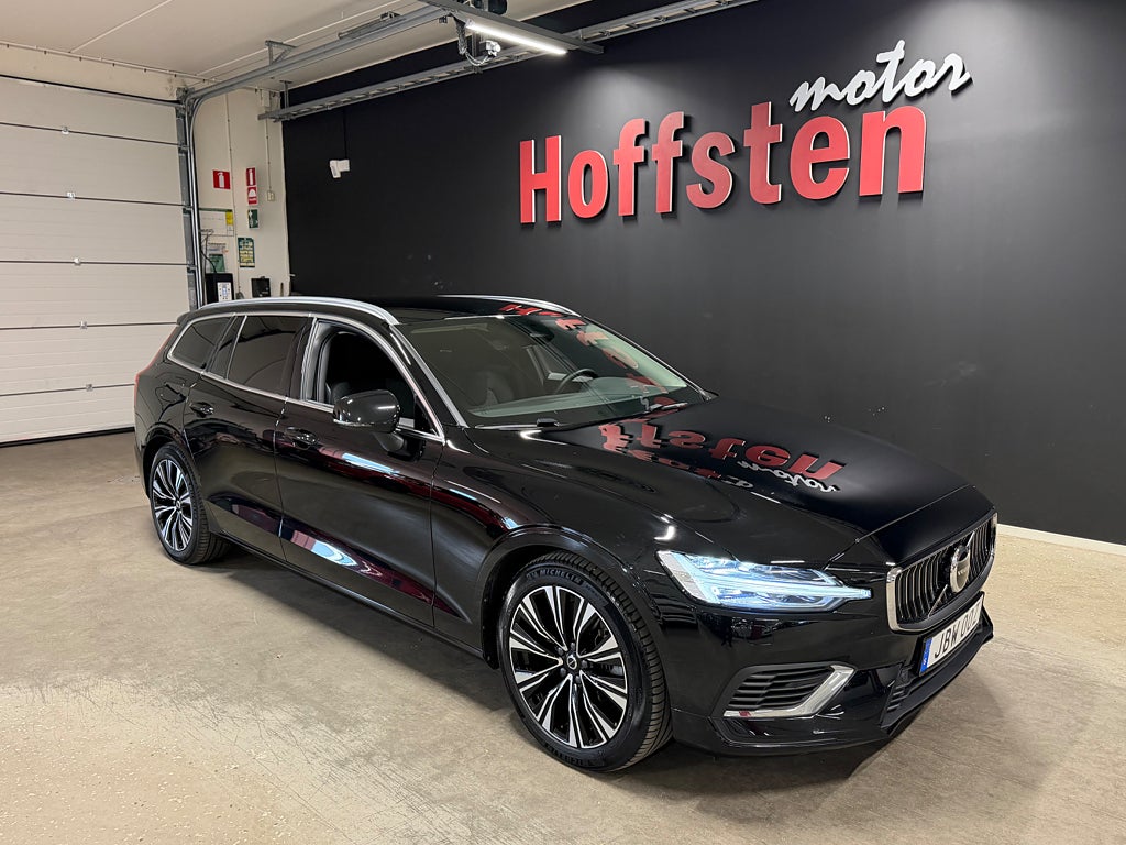 Volvo V60 Recharge T6 AWD Geartronic Core Edition Euro 6