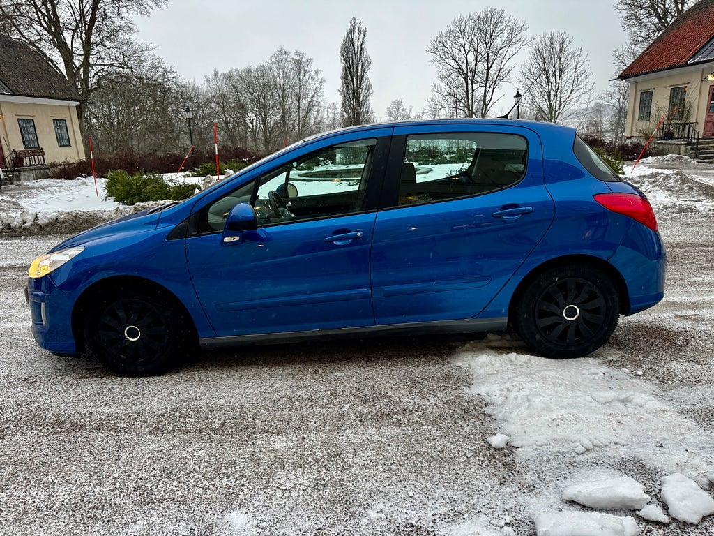 Peugeot 308 5-dörrar 1.6 HDi FAP  Panorama Drag