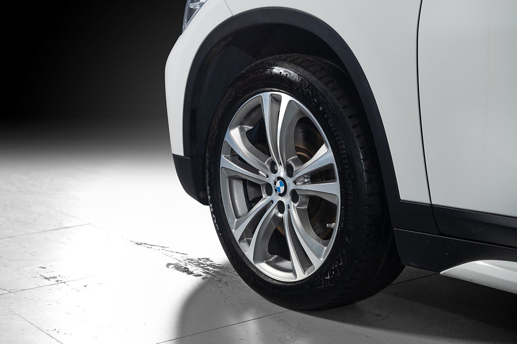 BMW X1 2019 - miniatyr 6