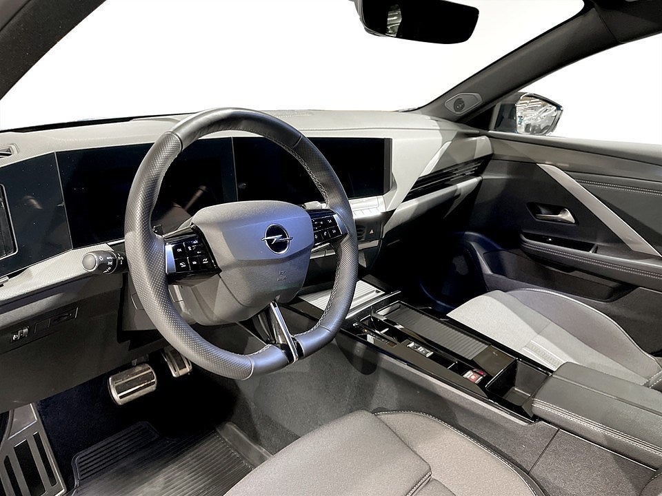 Bild på Opel Astra ST GS 1.2 Turbo 130hk Aut - CARPLAY,B-KAMERA,RATTVÄRME