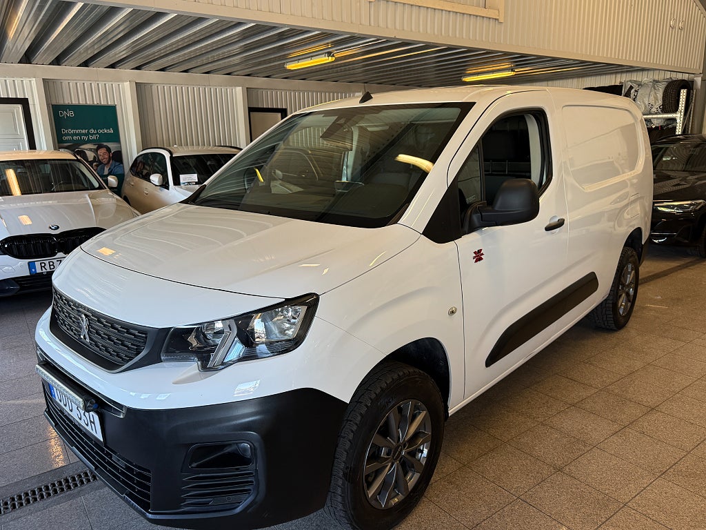 Peugeot Partner 1.5 BlueHDi L2 4x4 Dangel 1ägare Värmare Inredning Moms
