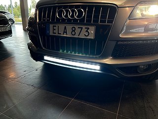 Audi Q7 3.0 TDI V6 Quattro S Line Värmare/Navi/Kamera/7-sits