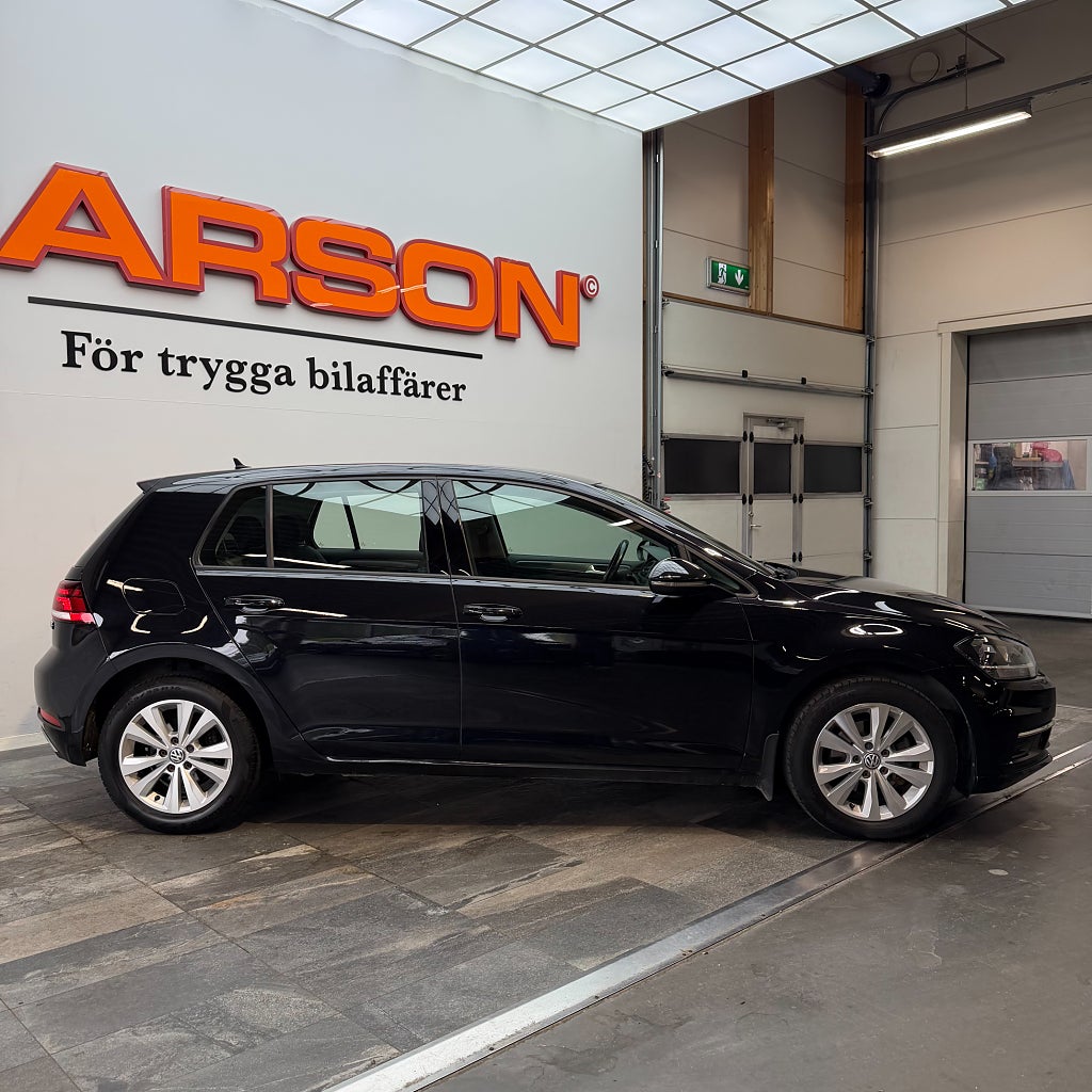 Volkswagen Golf 5-dörrar 1.6 TDI Base Carplay Adaptivfarthållare 116hk