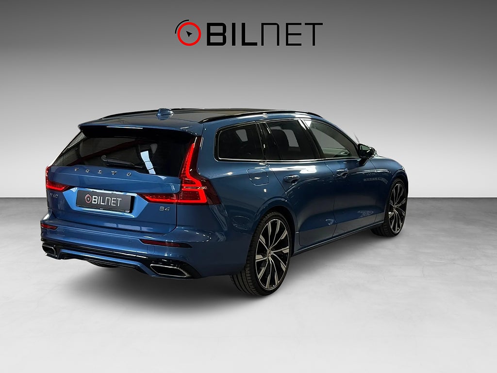 Volvo V60 B4 Aut R-Design *3,99%* SeSpes HUD H/K Pano 20" 360