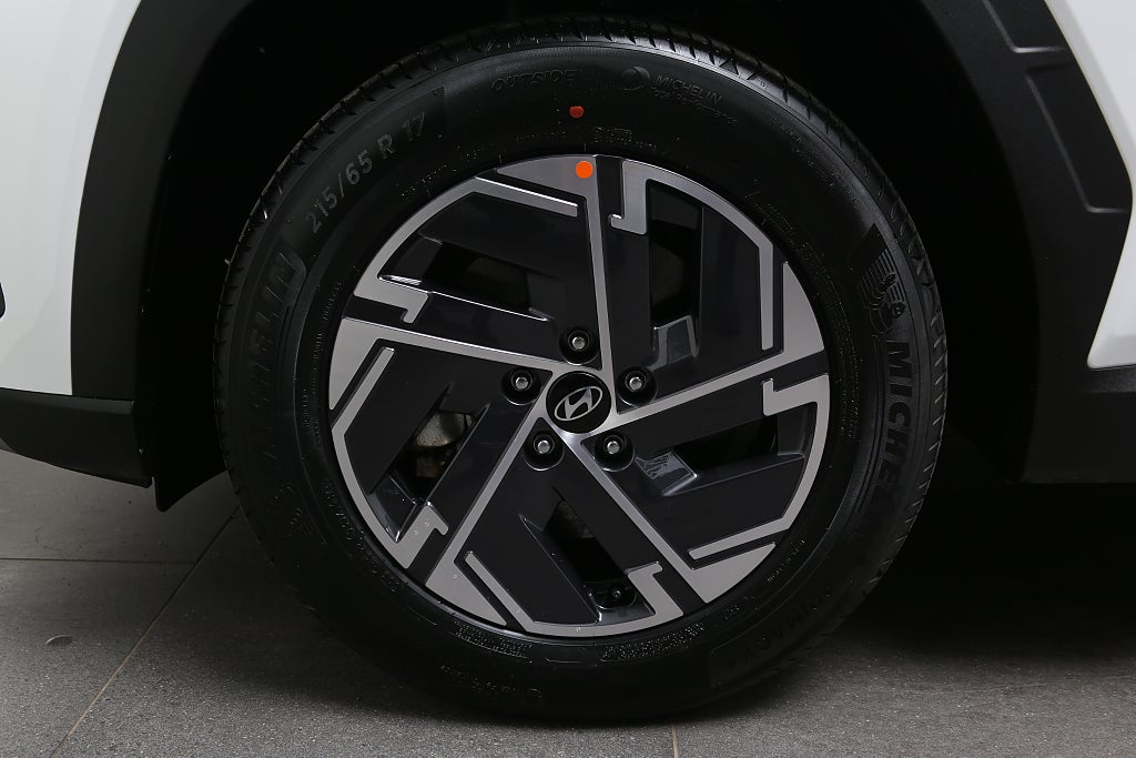 Hyundai Tucson 1.6T MHEV Essential Automat 0,99% SUPERKAMPANJ! 2025