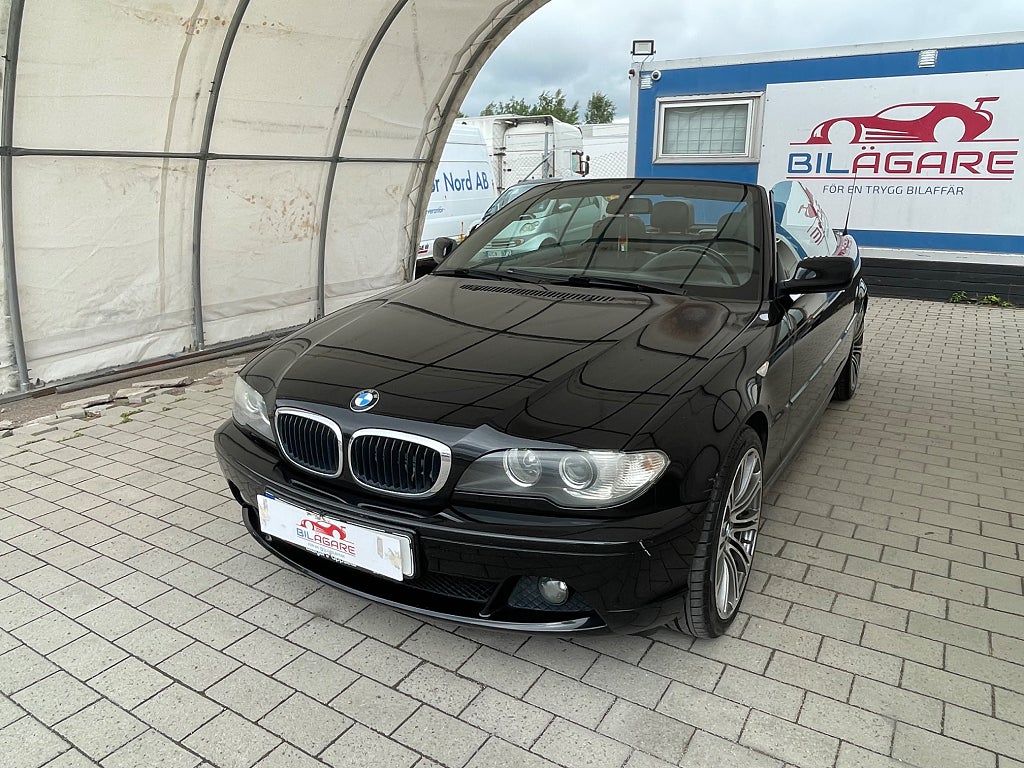 BMW 318 Ci Convertible 143hk NYSERVAD NYBESIKTAD P-SENSORER