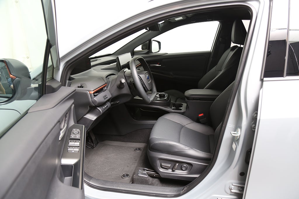 Subaru Uncharted Touring 77kWh AWD 343hk 2026