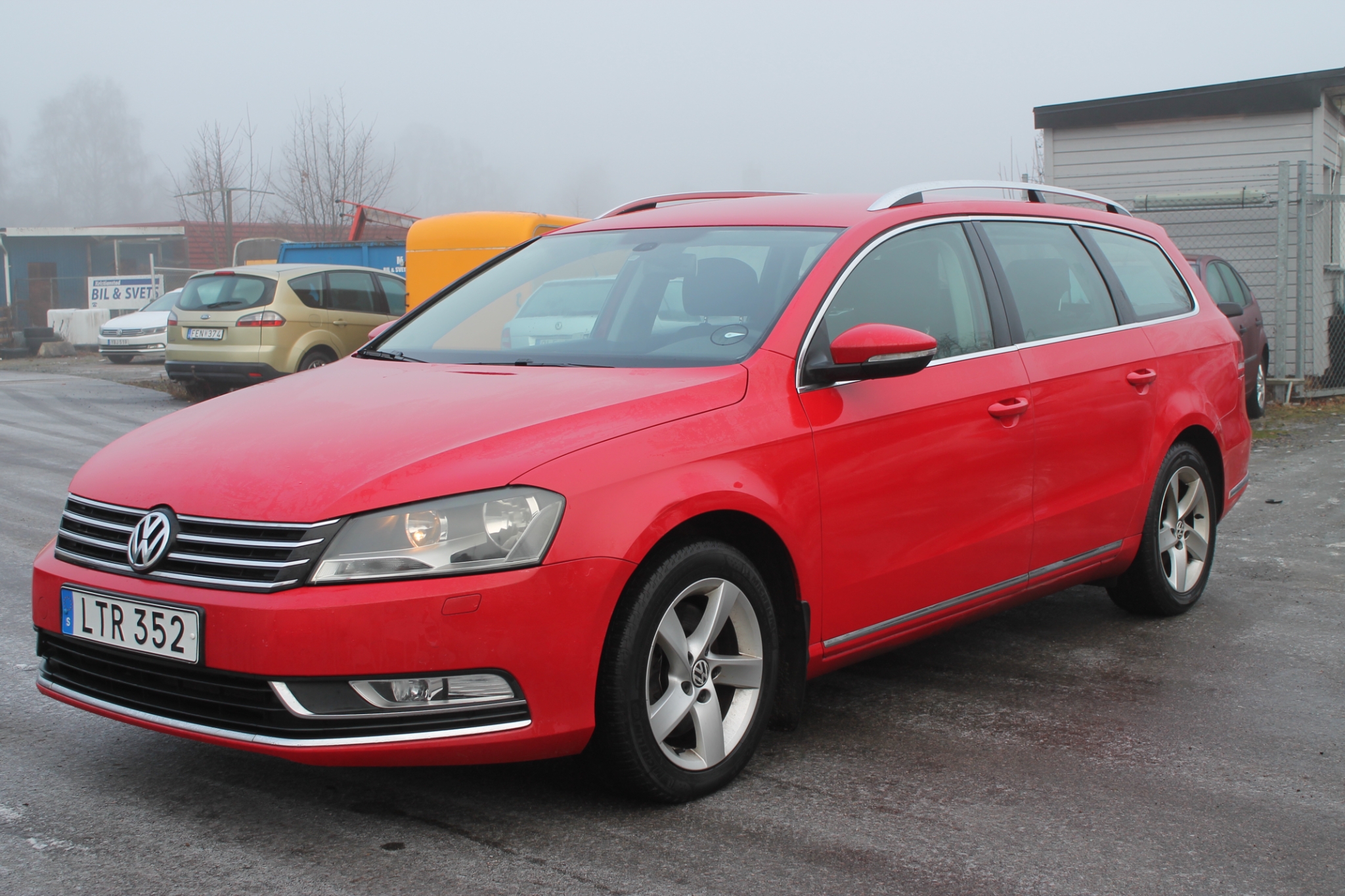 Volkswagen Passat 2011, bild 3/34
