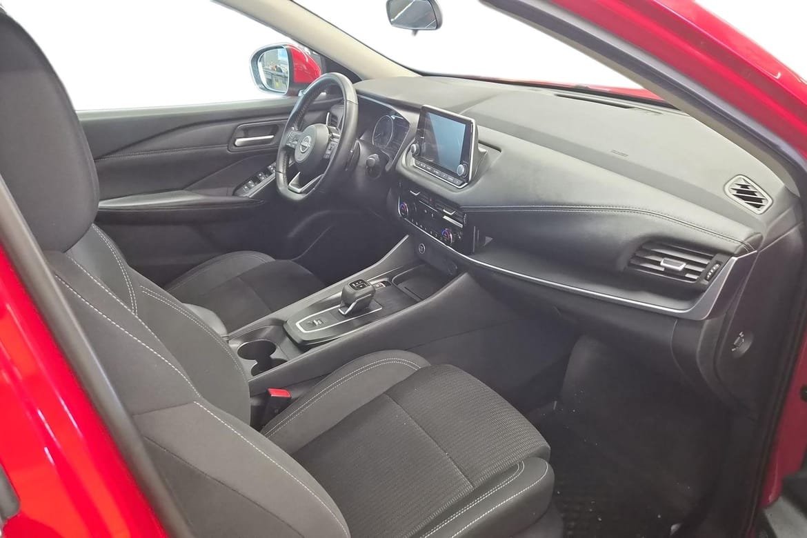 Nissan Qashqai Xtronic Acenta 2023, photo 7/10