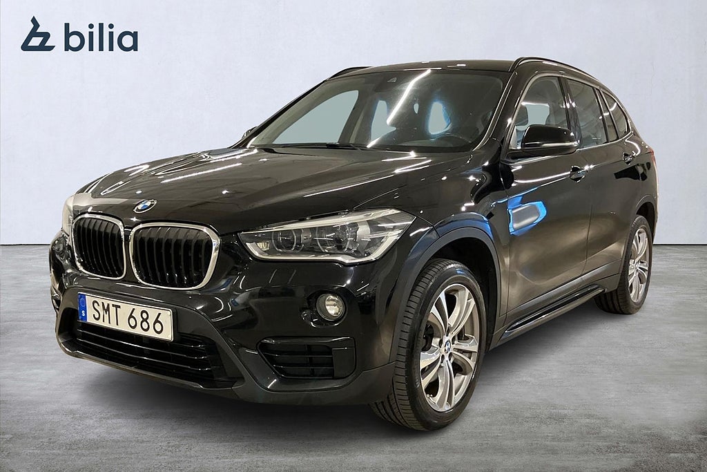 BMW X1 xDrive18d Sport line / Parkeringssensor / Bluetooth