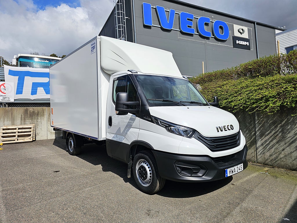 Iveco Daily 2.3 JTD 156Hk Skåp Bakgavellift Aut 2990kr/mån 