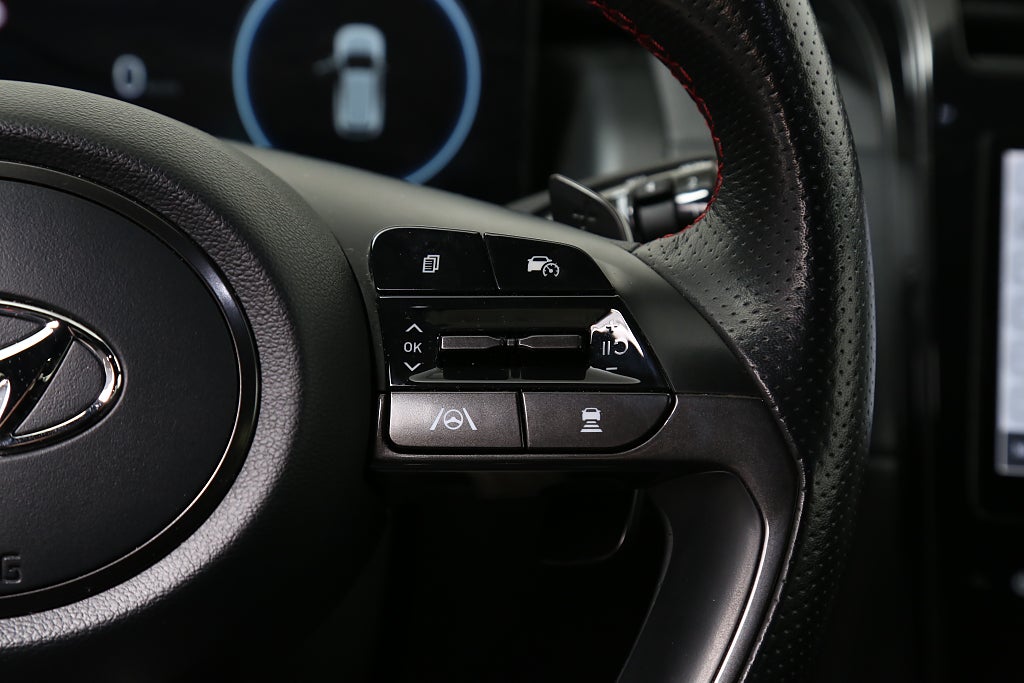 Hyundai Tucson 1,6 T-GDi Hybrid 230hk 4WD HEV N-Line 360° Pano Drag 2022