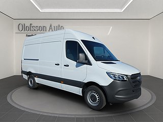Transportbil - Skåp Mercedes-Benz Sprinter 10 av 12