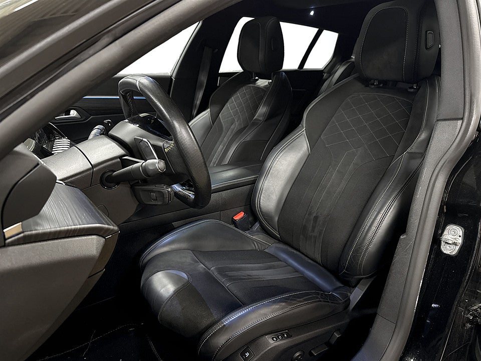 Bild på Peugeot 508 SW PSE Hybrid4 360hk Aut AWD 360° MASSAGE PANO HIFI