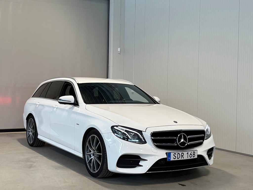 Mercedes-Benz E 220d AMG Sport Widescreen Elstolar Drag GPS