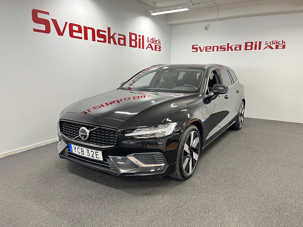 Volvo V60 LADDHYBRID T6 AWD AUT Core Edition (2.99% Ränta)
