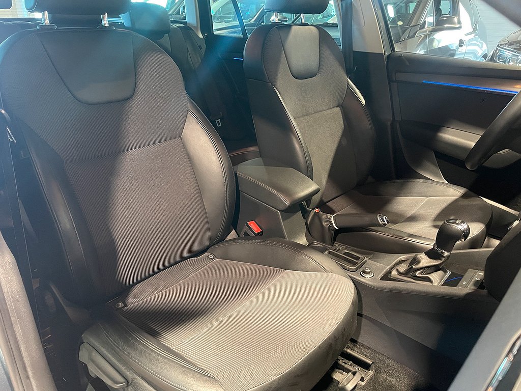 Skoda Octavia 1.5 TSI 150hk Premium |Drag|Värmare|Navi| 2020