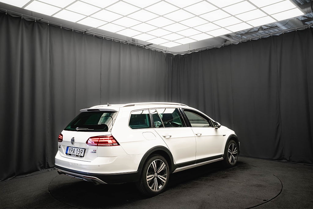 Volkswagen Golf Alltrack 1.8 TSI 4M Alltrack B-VÄRM DRAG KAMERA COCKPIT 180