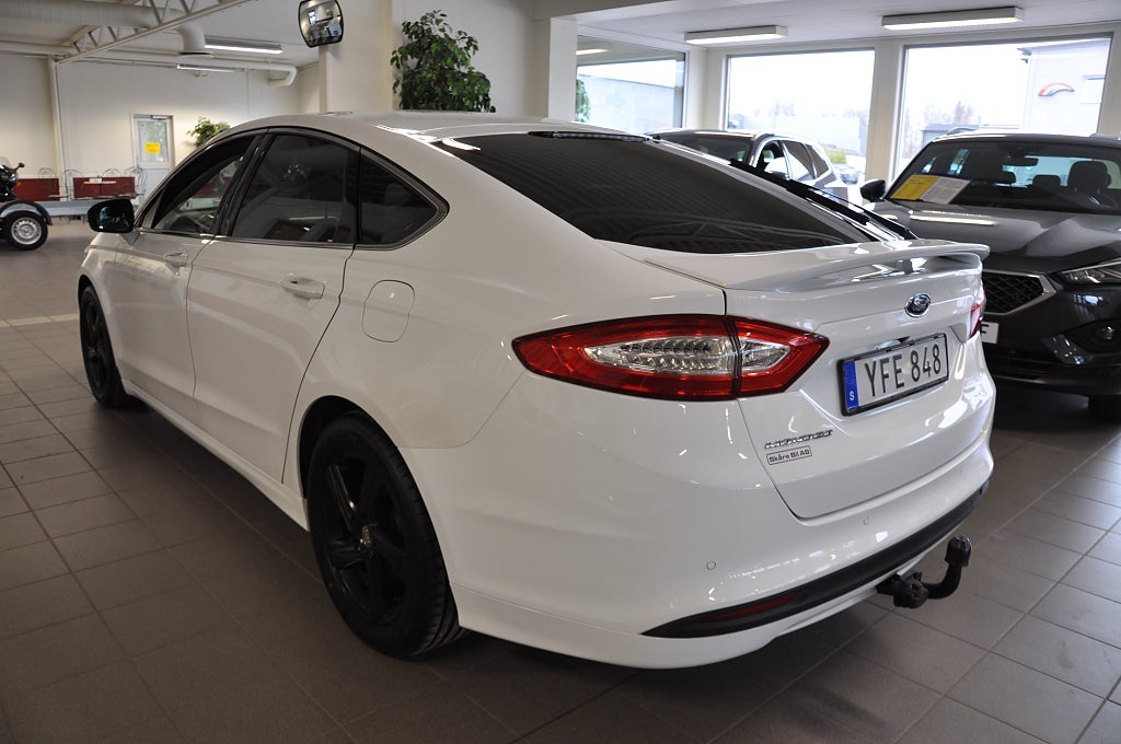 Ford Mondeo 2016 - miniatyr 7
