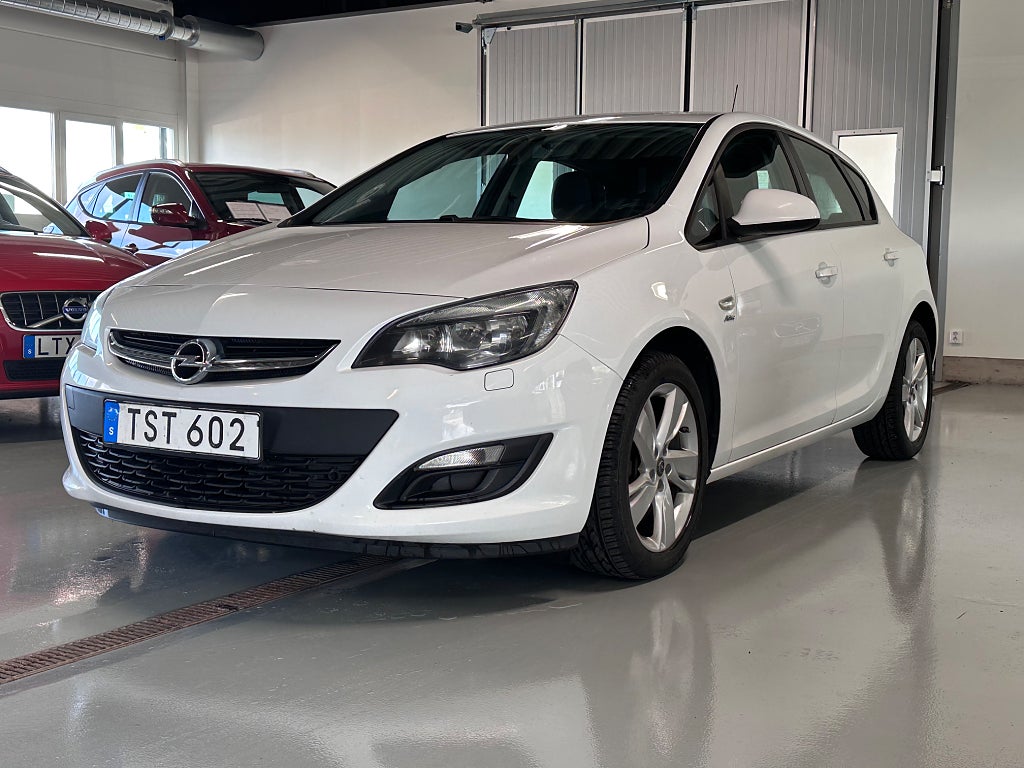 Opel Astra 1.6 Enjoy Euro 5
