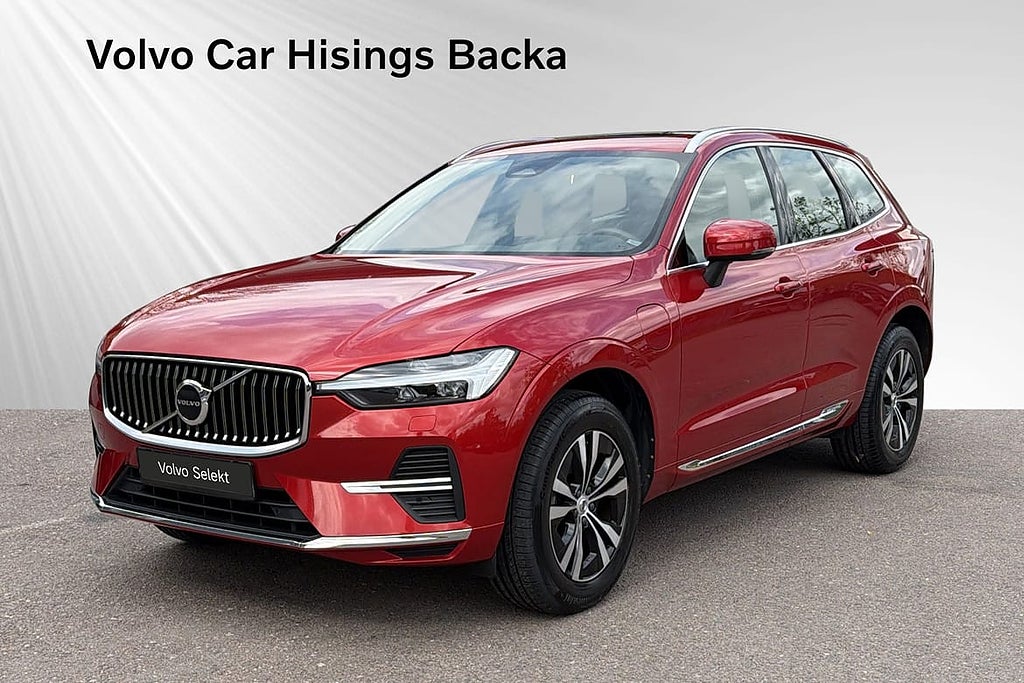 Volvo XC60 Recharge T6 Core Edition | Pano