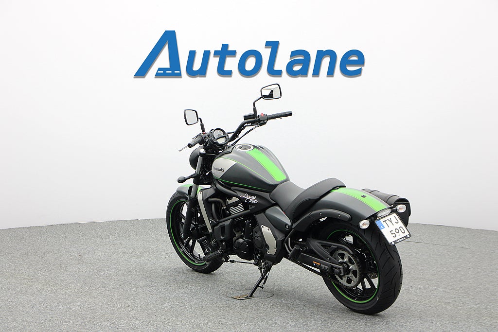 Kawasaki Vulcan S *Limited Edition Arrow Nya Däck