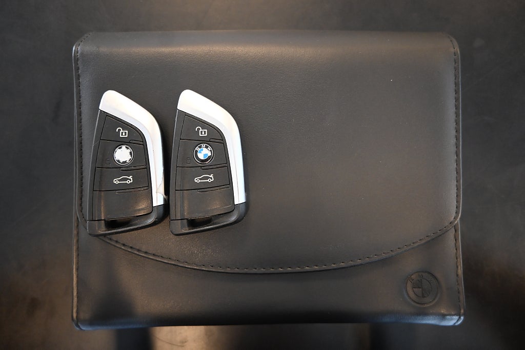 BMW 218i 2016 - miniatyr 24