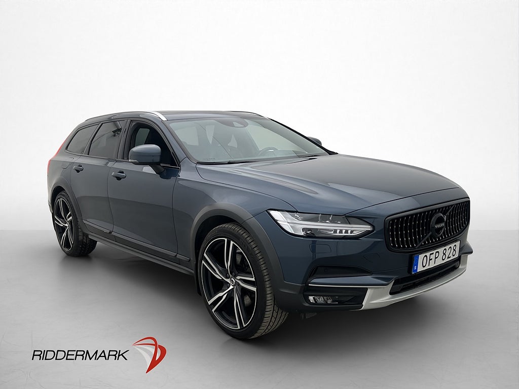 Volvo V90 Cross Country D4 190hk AWD Värmare Pano Skinn Drag