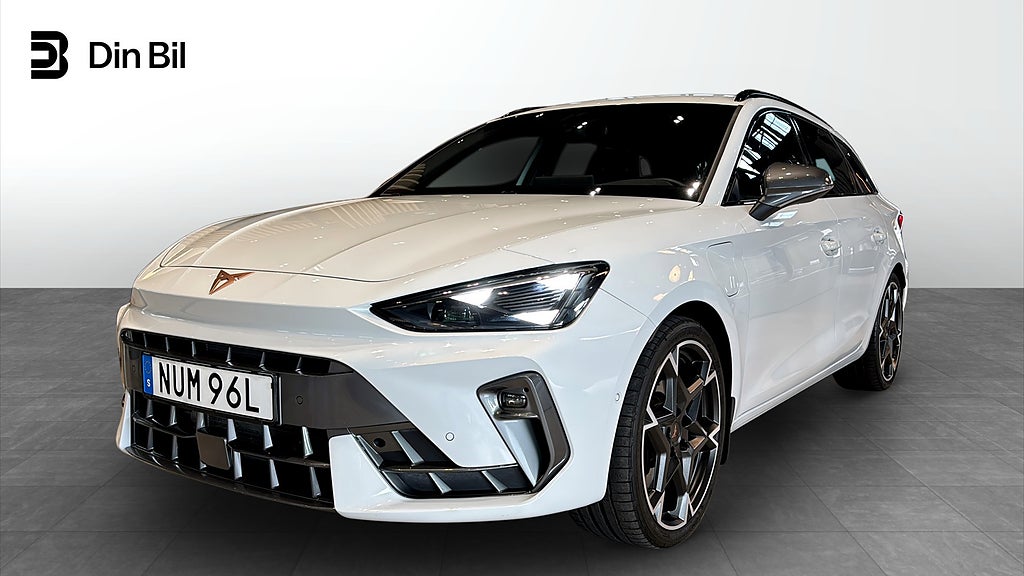 Cupra Leon Sportstourer VZ 1.5 e-HYBRID 272 HK / Drag / Intelligen