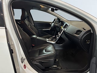 Volvo V60 D5 AWD Momentum Business Edition S&V-hjul Kamrem bytt – bild 10