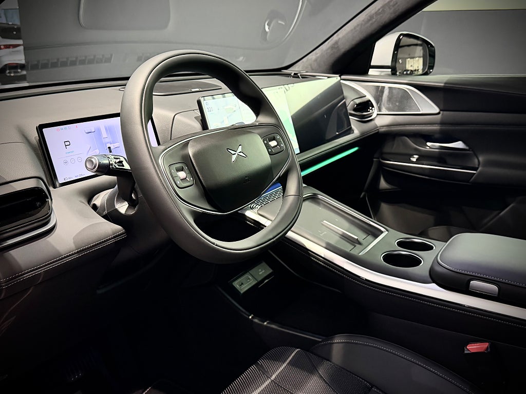 XPENG G9 AWD Performance Nya modellen 0% ränta Billån - bild 7