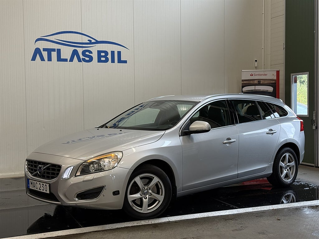 Volvo V60 T4F Powershift 180hk Sensorer/Skinn/Kurvljus